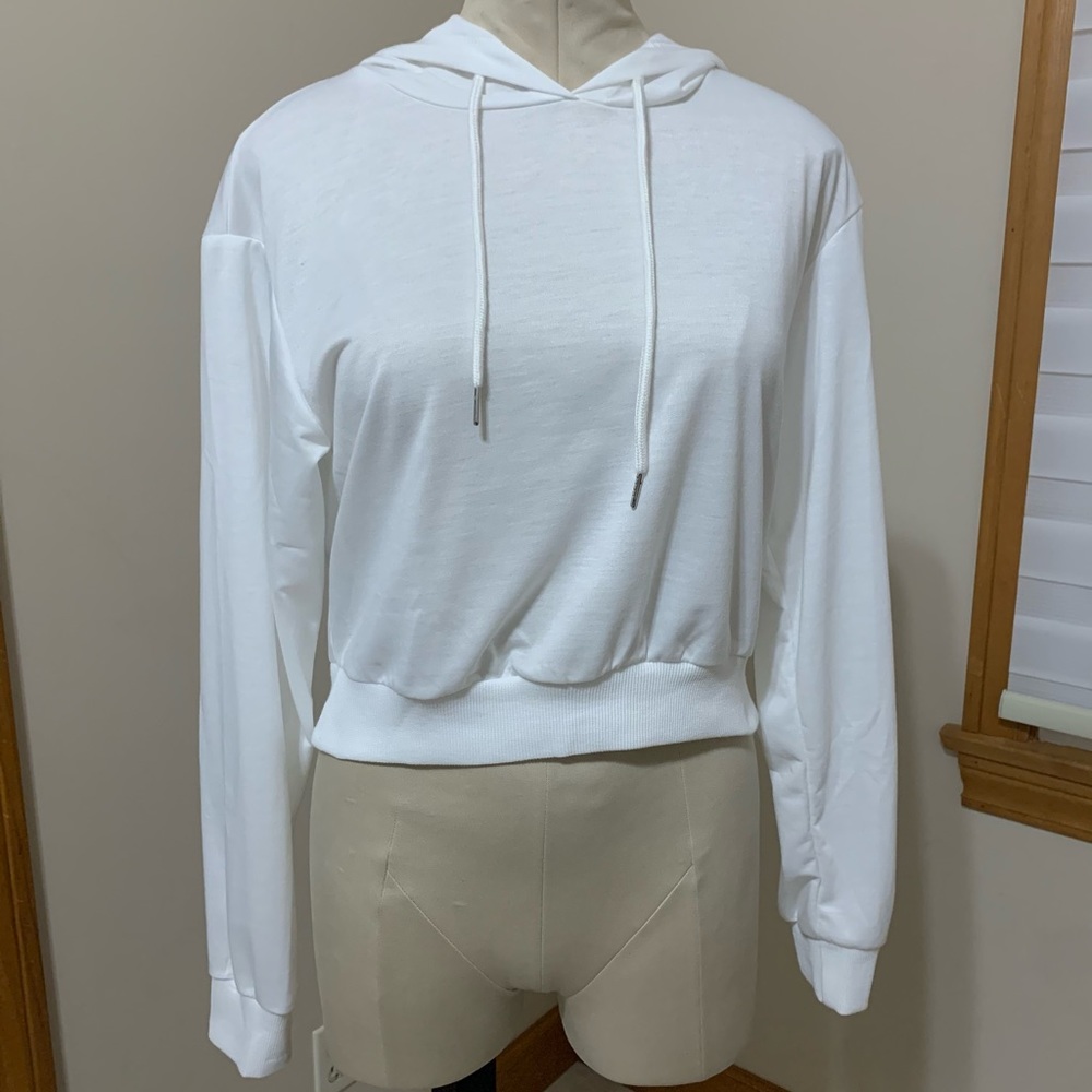 🪐✨White cropped hoodie